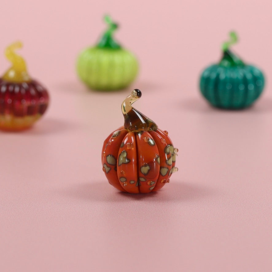 Dinky Everlasting Harvest Festival Pumpkin Glass Sculpture