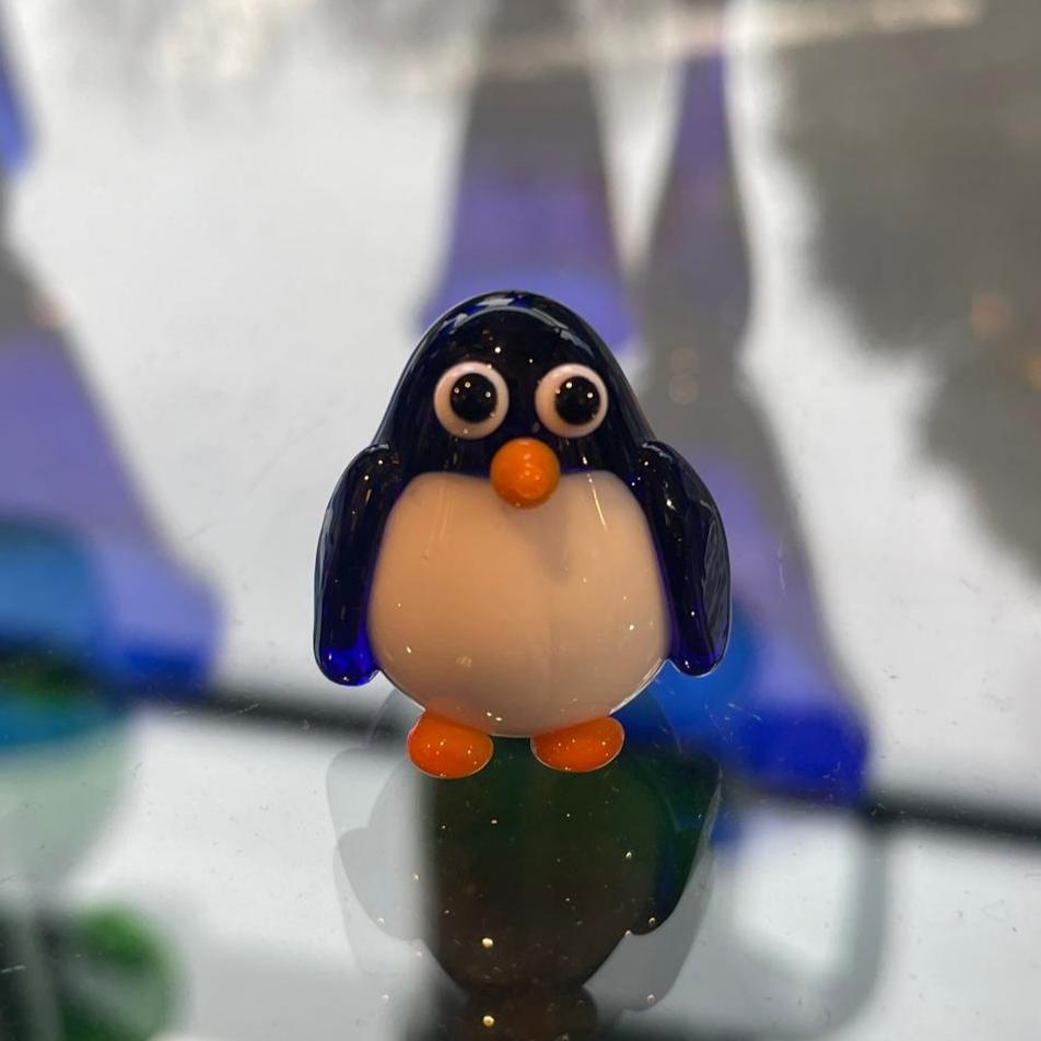 Dinky Penguin Glass Sculpture