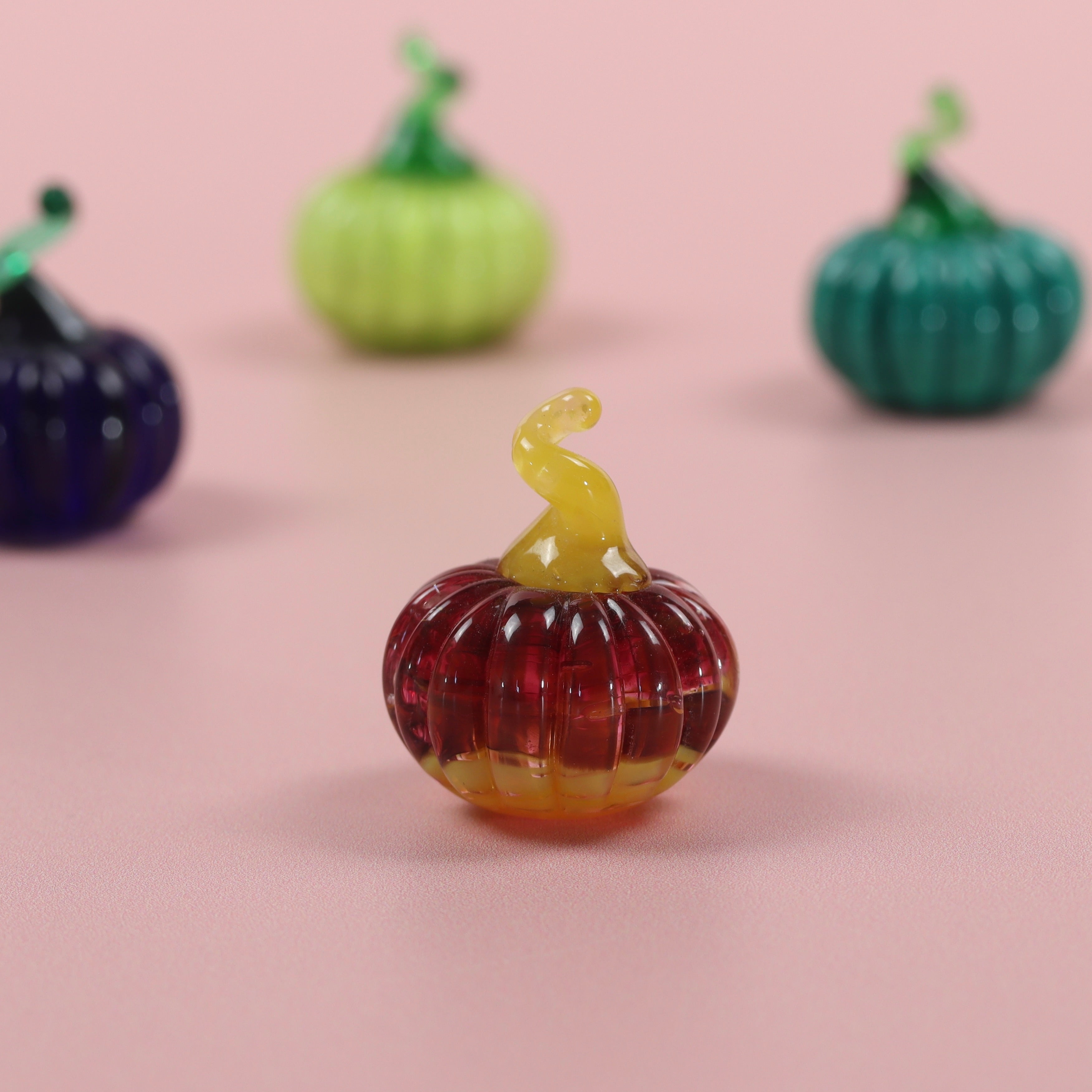Rhubarb and Custard Dinky Everlasting Pumpkin Glass Sculpture
