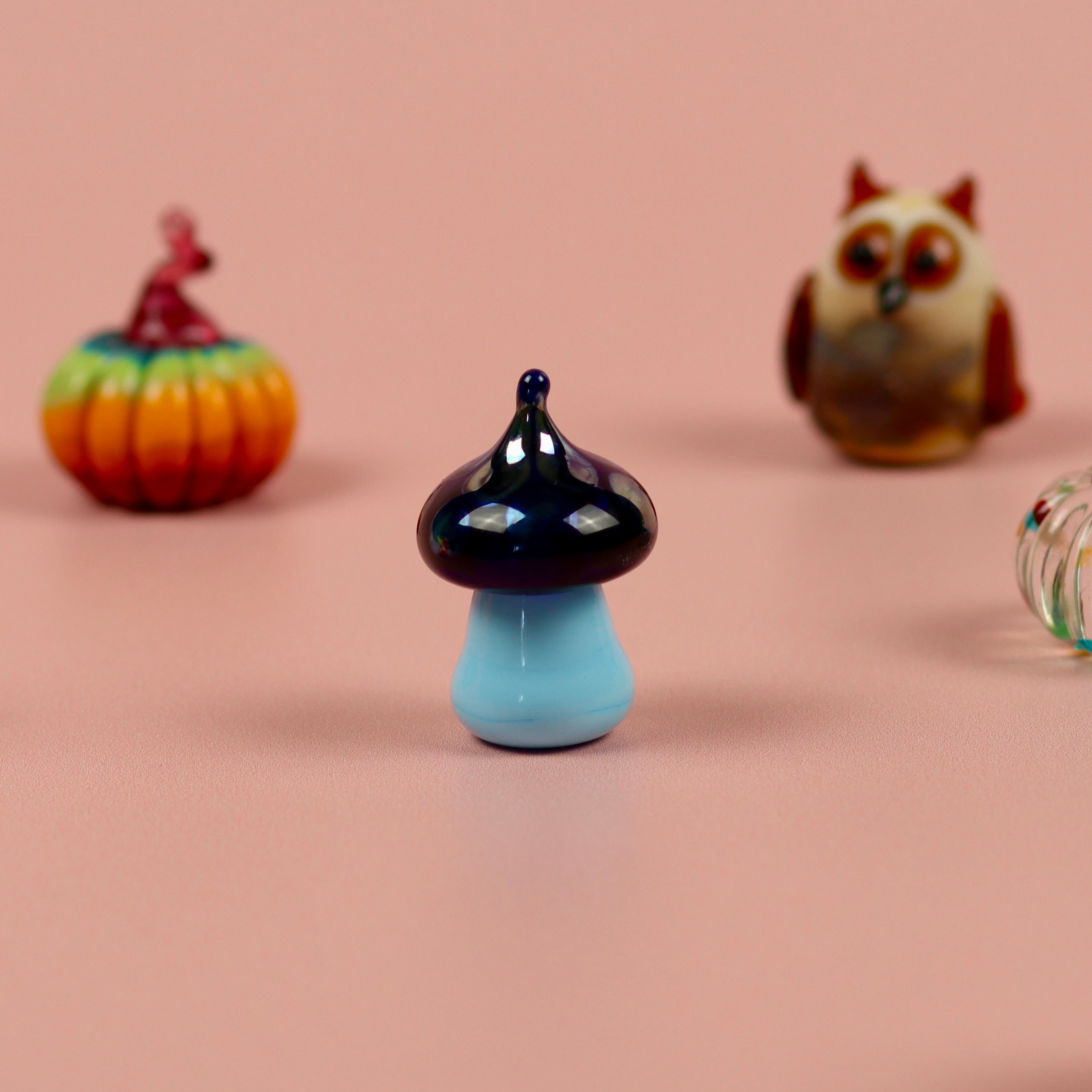 Dinky Aurora Toadstool Glass Sculpture