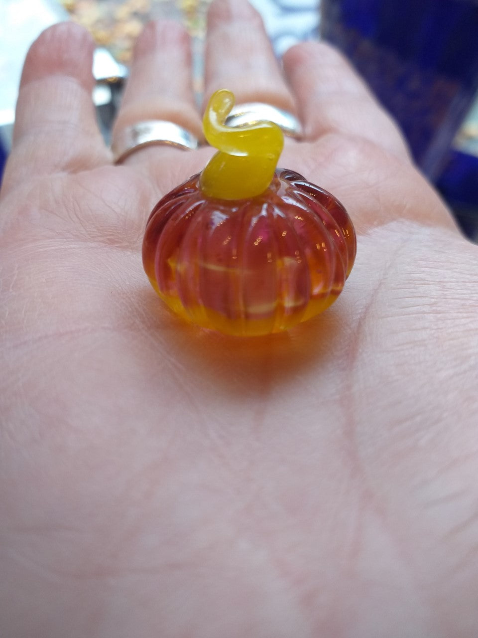 Rhubarb and Custard Dinky Everlasting Pumpkin Glass Sculpture