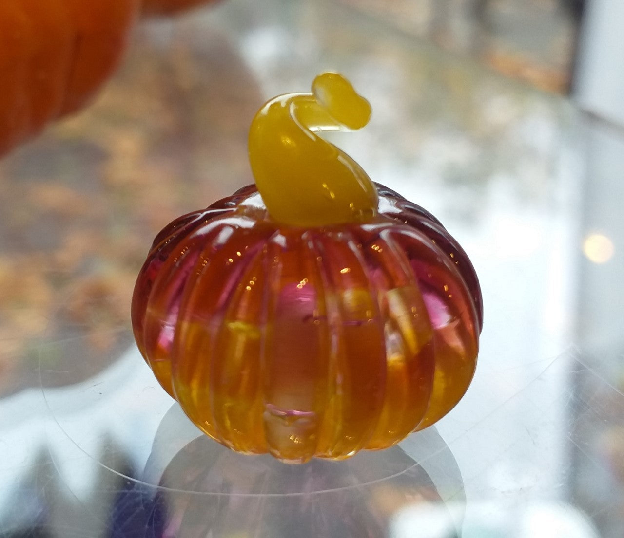 Rhubarb and Custard Dinky Everlasting Pumpkin Glass Sculpture