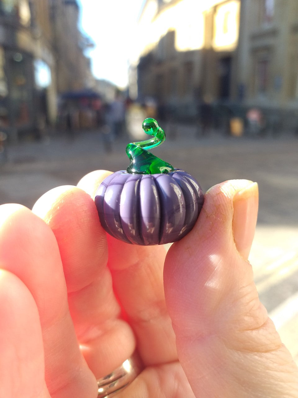 Marvellous Majestic Mauve Dinky Everlasting Pumpkin Glass Sculpture