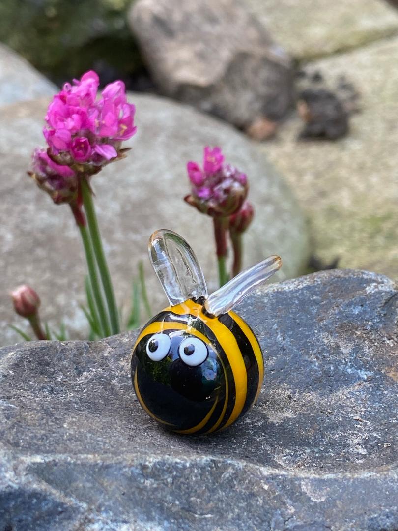 Dinky Bumble Bee Glass Sculpture