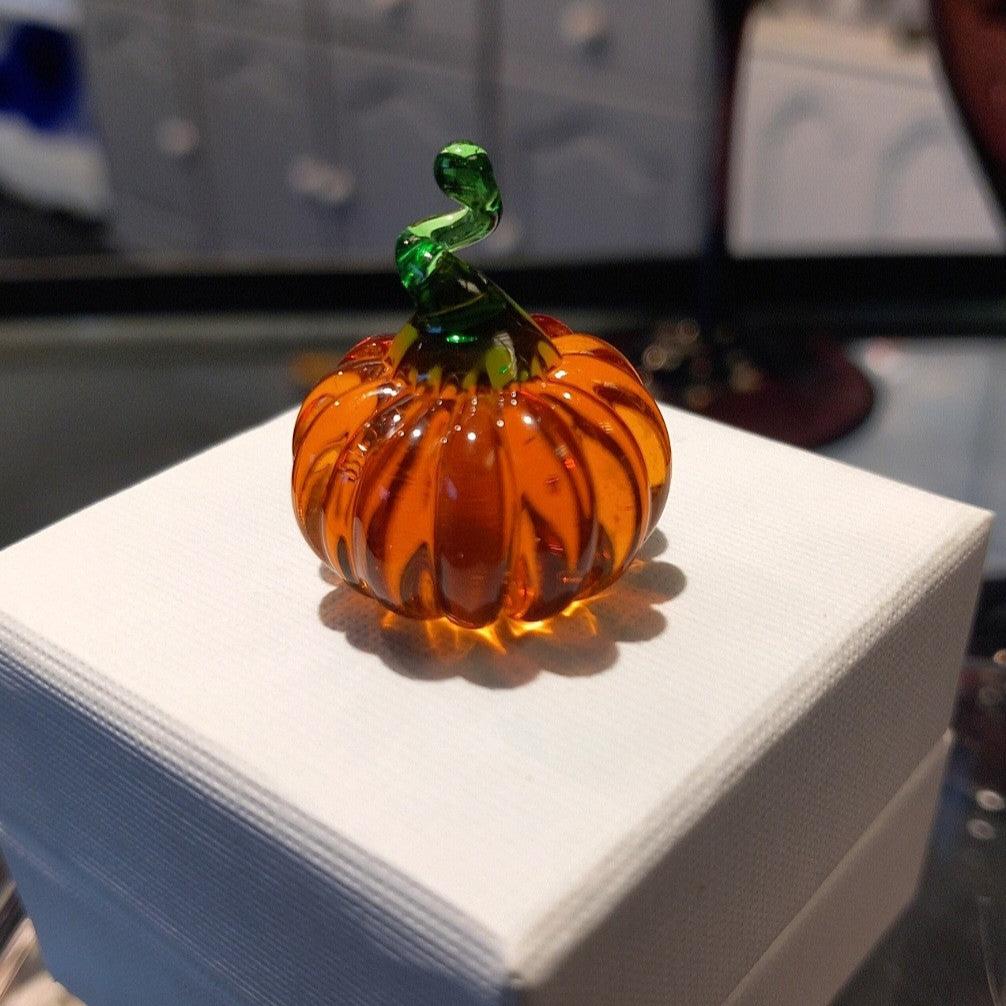 Dinky Everlasting Pumpkin Glass Sculpture