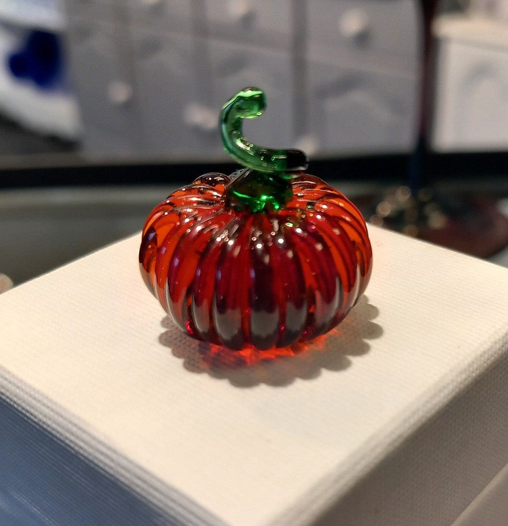 Dinky Amber Pumpkin Glass Sculpture