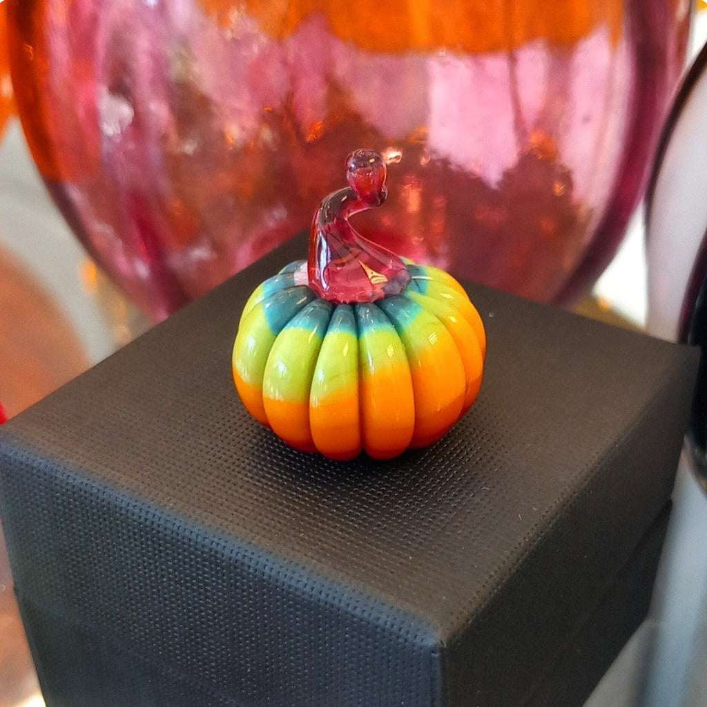 Dinky Everlasting Rainbow Pumpkin Glass Sculpture