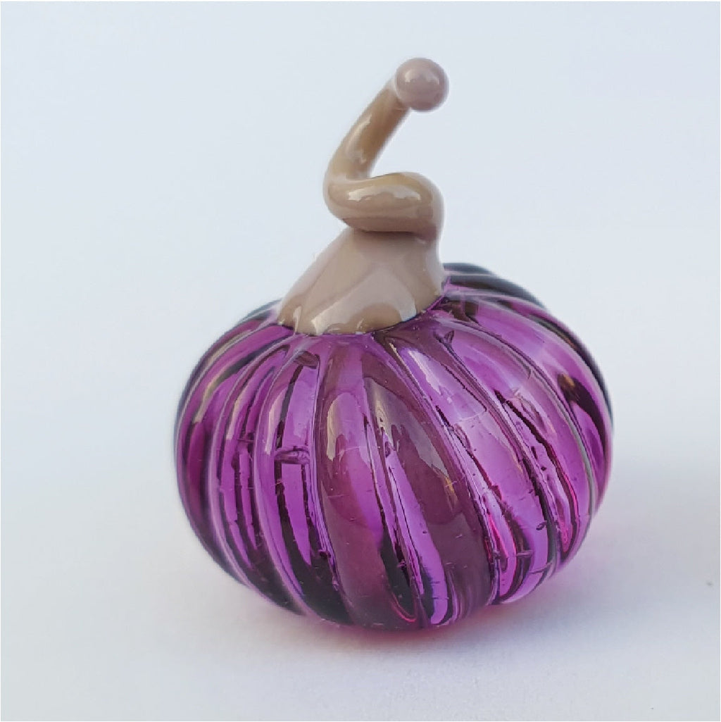Proper Purple Dinky Everlasting Pumpkin Glass Sculpture
